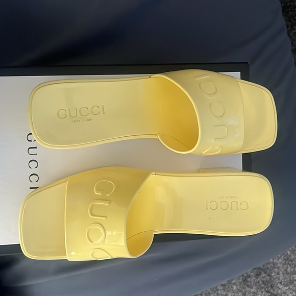 Warn but still in great condition box included! - Picture 4 of 10